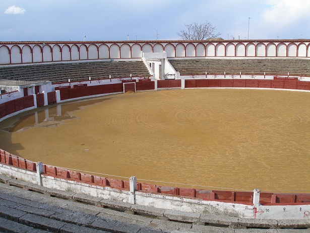 Plaza de toros en Torralba